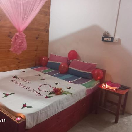 Walkers Hostel Trincomalee Exterior photo