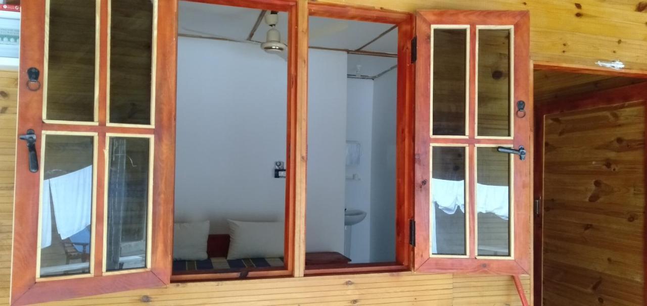 Walkers Hostel Trincomalee Exterior photo